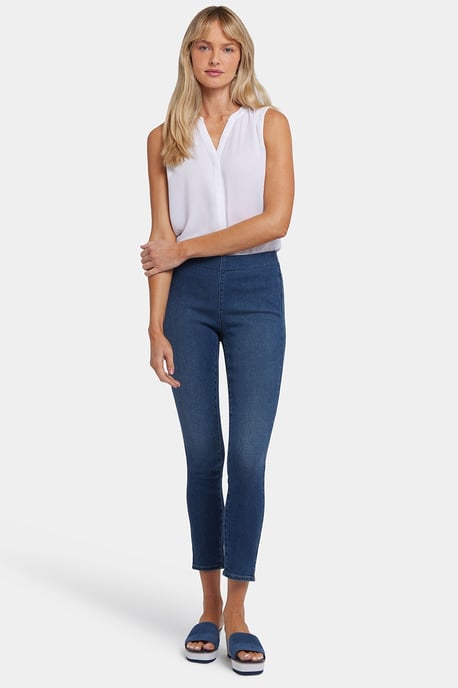 Ami Skinny Ankle Pull-On Jeans aus Soft-Contour Denim™ mit seitlichen Schlitzen - Image 4