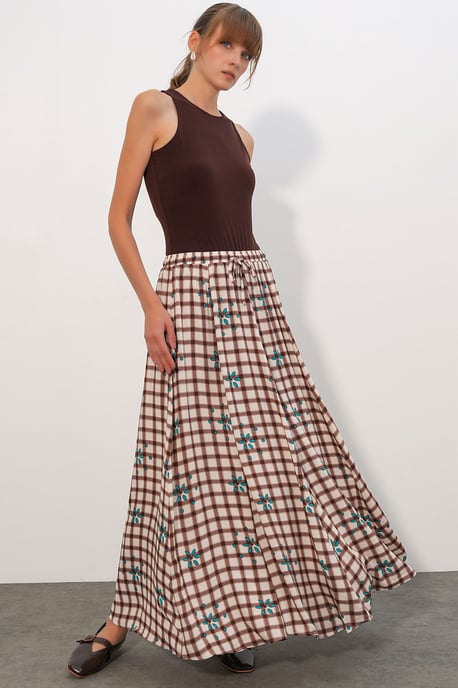 Hocheingezogener Karierter Maxi-Rock - Image 1
