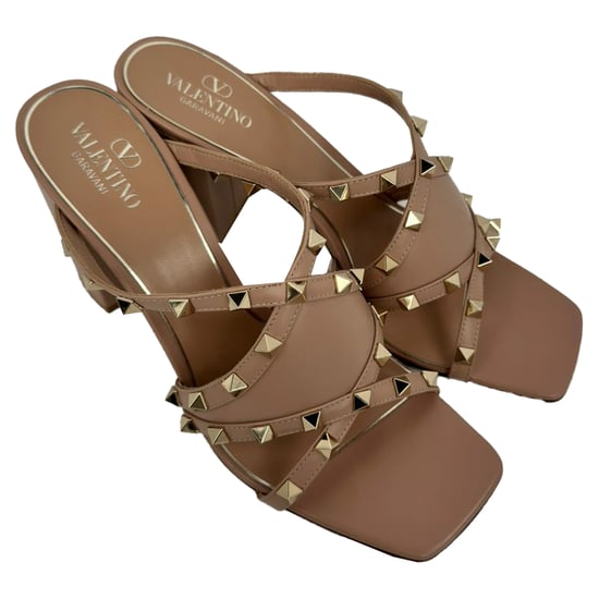Valentino Garavani Rockstud Absatzmules aus beigem Leder - Image 5
