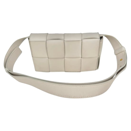 Bottega Veneta Maxi Intreccio Gürtel-Kassetten-Tasche aus weißem Nappa-Leder - Image 2