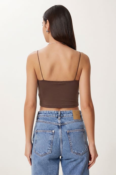 Schmal geschnittenes Quadrat-Ausschnitt-Crop-Top - Image 5