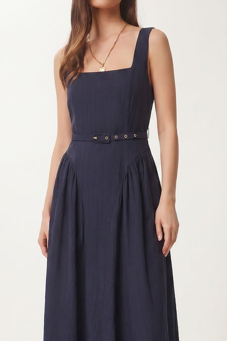 Gürtel-Entblößtes Midikleid - Image 5