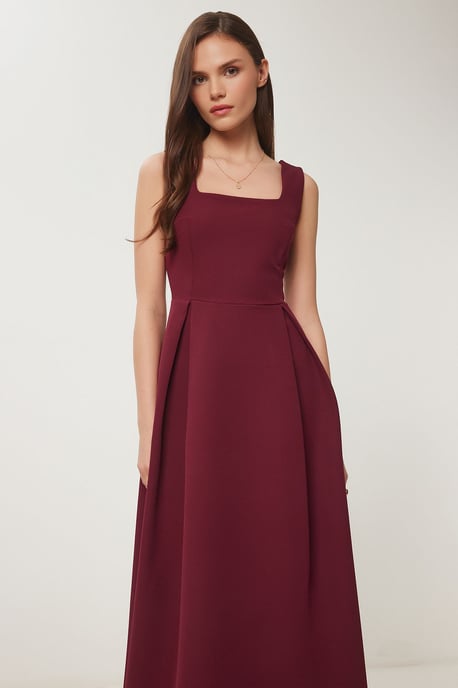 Kleid in A-Form mit Quadratkragen und Reißverschlussverschluss - Image 2