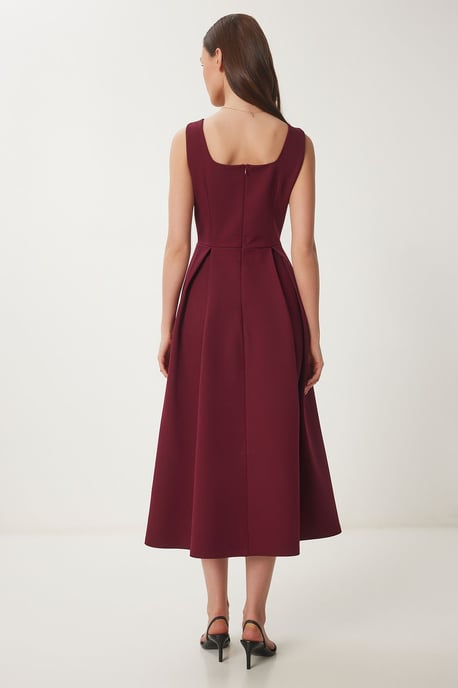 Kleid in A-Form mit Quadratkragen und Reißverschlussverschluss - Image 5