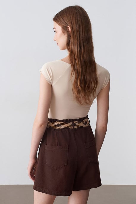 Hochgradige Weitbeinige Popeline-Shorts mit Gürtel - Image 2