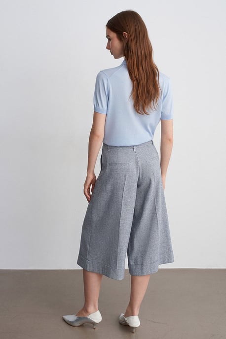 Hochgeschnittene Faltweite Capri-Hose mit weitem Bein - Image 2