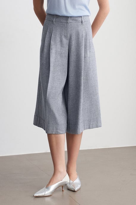 Hochgeschnittene Faltweite Capri-Hose mit weitem Bein - Image 3