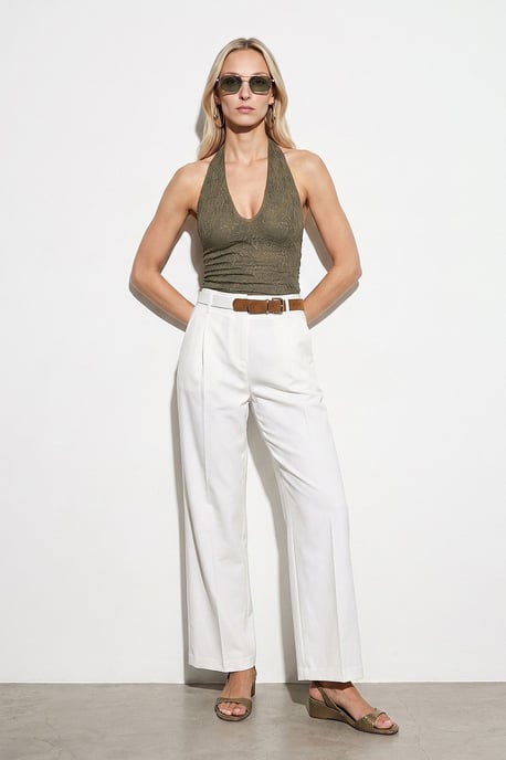 Weite Bundfalten-Crepe-Hose mit Gürtel - Image 2