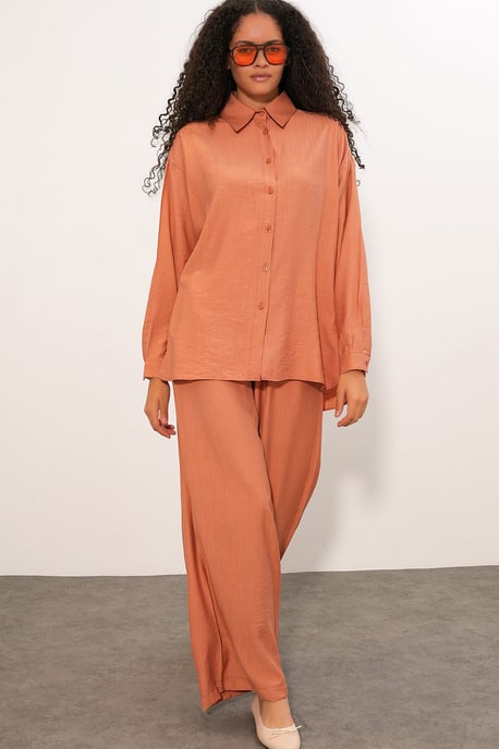 Strukturiertes Button-Down Langarmhemd - Image 3