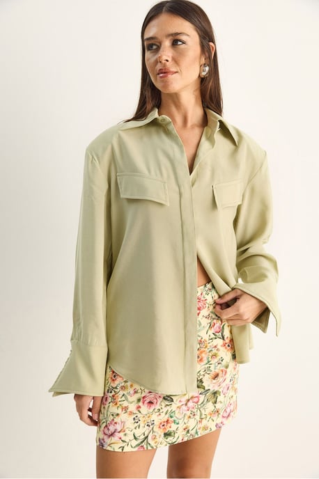 Damen Regular-Fit Woven Crepe Hemd - Image 1