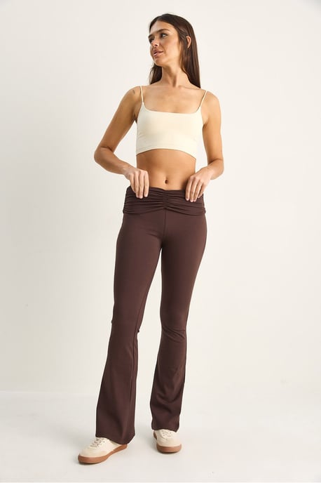 Hoch geschnittene Bootcut-Leggings - Image 3