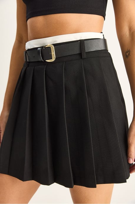 Hochtaillierter Mini-Skorts mit Gürtel - Image 6