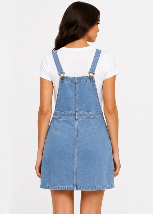 Hellblaues Latzkleid aus Denim - Image 2