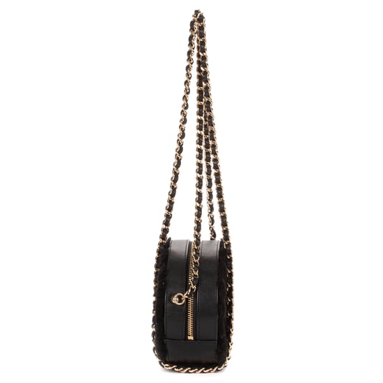 CC Shearling Chevron Round Crossbody Schultertasche - Image 3