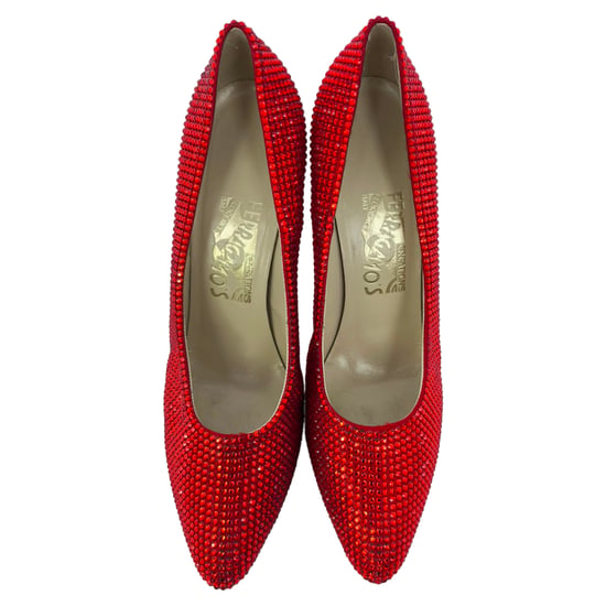 Salvatore Ferragamo Pre-owned (1960) Pumps mit Kristallverzierung aus Satin - Rot - Image 4