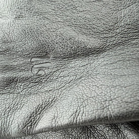 Nanushka Mini Jen Handtasche aus schwarzem Kunstleder - Image 5