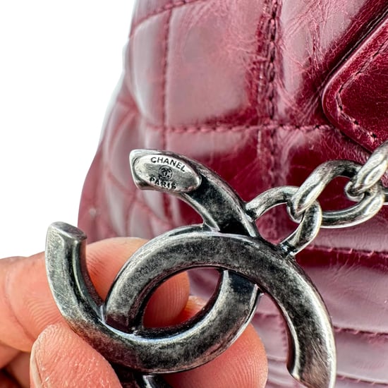 Chanel Kleiner Bergsteig-Rucksack aus burgunderfarbenem Kalbsleder - Image 5