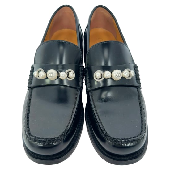 Christian Dior Perlenverzierte Slipper aus schwarzem Leder - Image 3