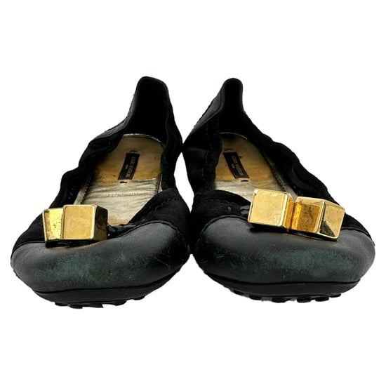 Louis Vuitton Monogram Cube Akzent Ballerinas aus schwarzem Wildleder - Image 2