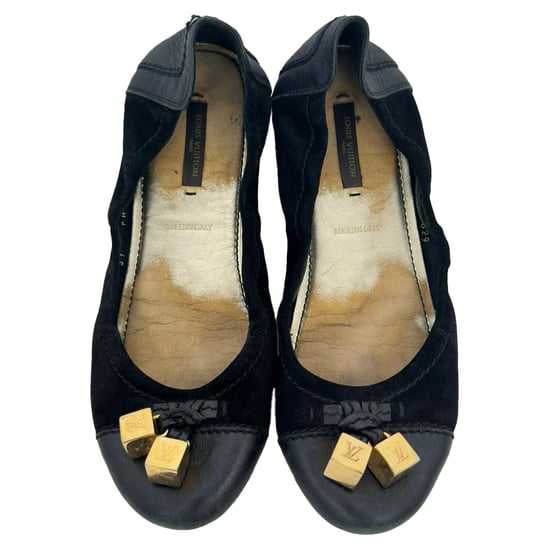 Louis Vuitton Monogram Cube Akzent Ballerinas aus schwarzem Wildleder - Image 4