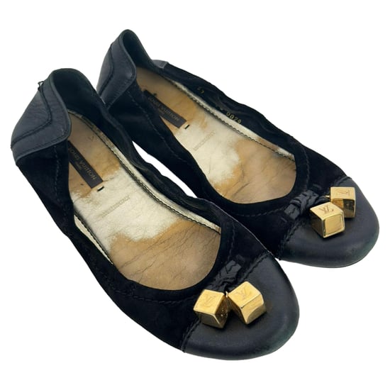 Louis Vuitton Monogram Cube Akzent Ballerinas aus schwarzem Wildleder - Image 5