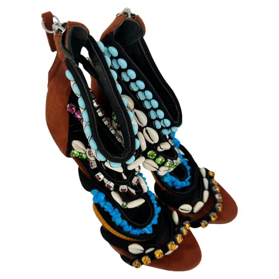 Giuseppe Zanotti Muschelschalen, mit Strass und Perlen verzierte Sandalen aus braunem Wildleder - Image 6