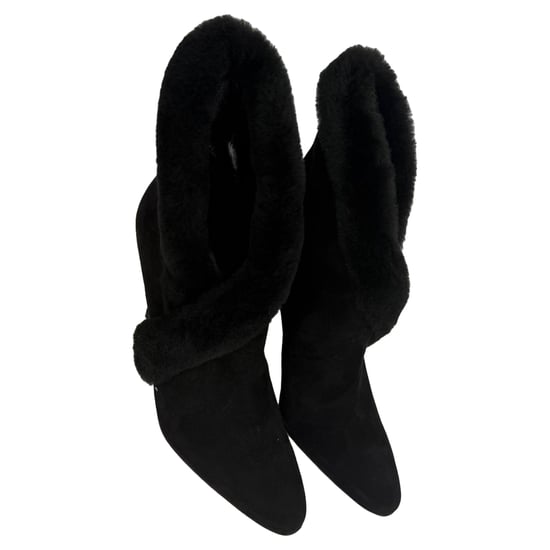 Manolo Blahnik Nestanu 105 Ankle Boots mit Pelzbesatz aus schwarzem Wildleder - Image 5