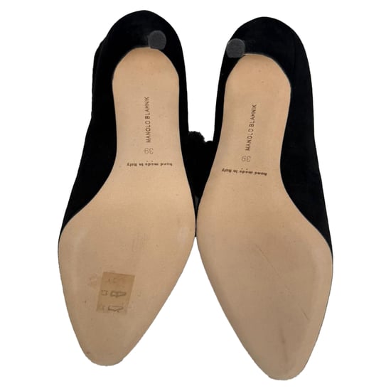 Manolo Blahnik Nestanu 105 Ankle Boots mit Pelzbesatz aus schwarzem Wildleder - Image 6