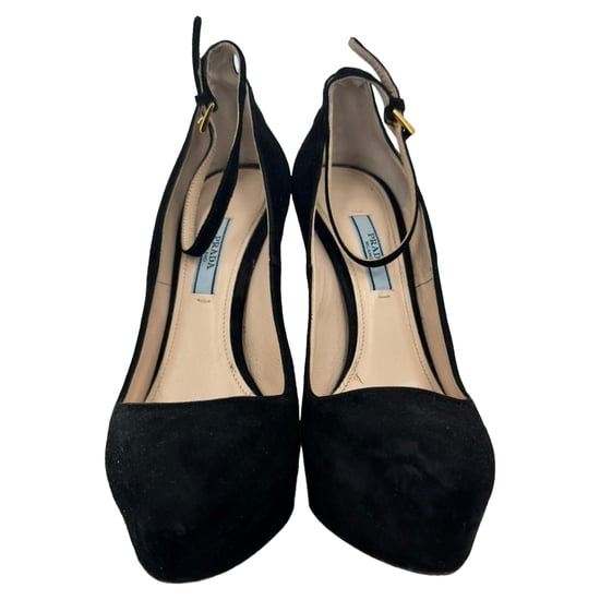Prada Riemchen-Pump mit Plateau in schwarzem Wildleder - Image 2