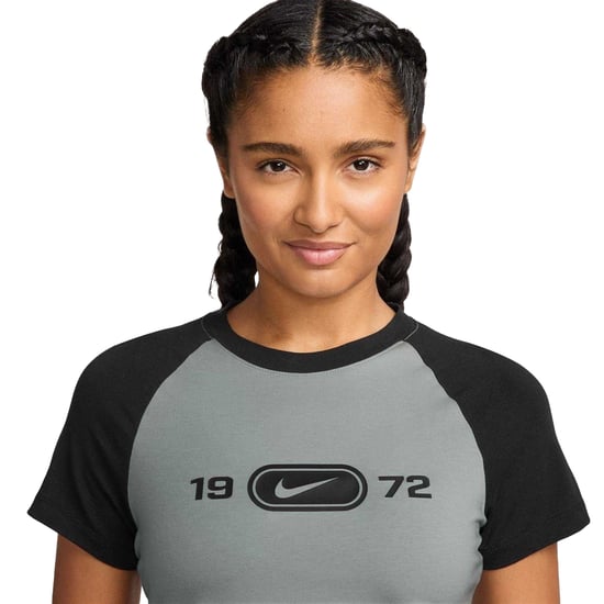 Nike - "NSW" T-Shirt für Damen (Helles Rauchgrau) - Image 2