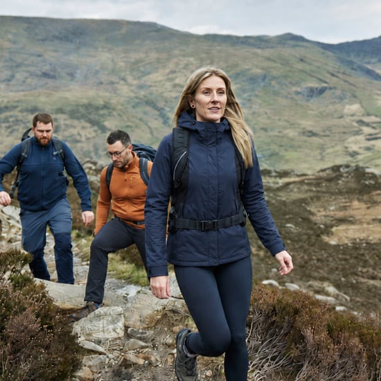 Damen wasserdichte Wanderjacke mit Kapuze und winddichter Regenjacke - Image 5