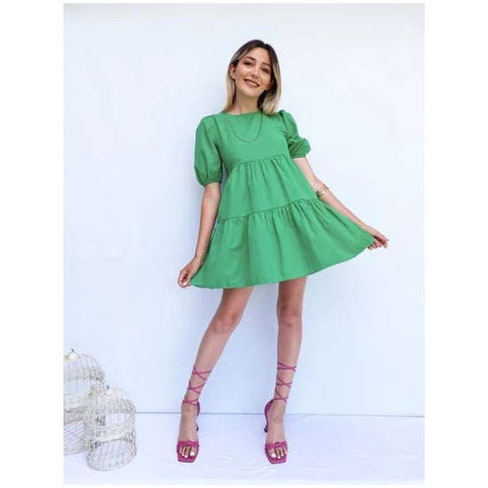 Grünes Damen-Minikleid mit Rückenausschnitt - Image 1
