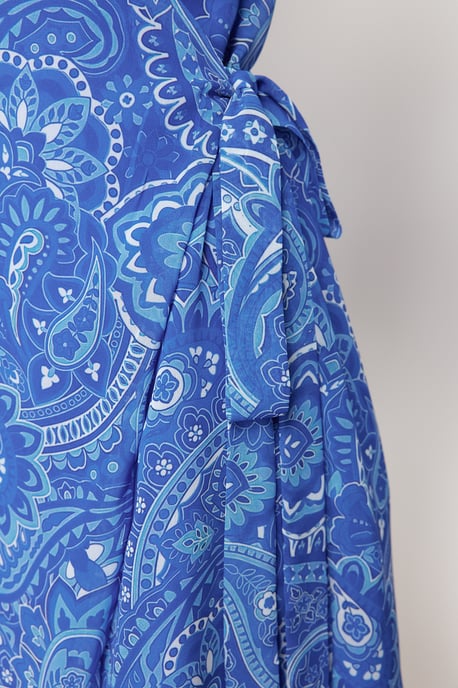 Blau gemusterte Mini-Abendkleider / Wickelkleider für Damen - Image 4