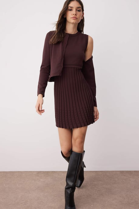 Kurzes, gerades, ärmelloses Mini-Skaterkleid für Damen, ideal für Freizeit und Alltag - Image 6