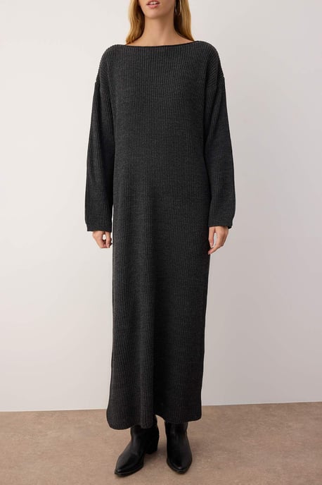 Graues, flaches, langes, lässiges Damenkleid - Image 2
