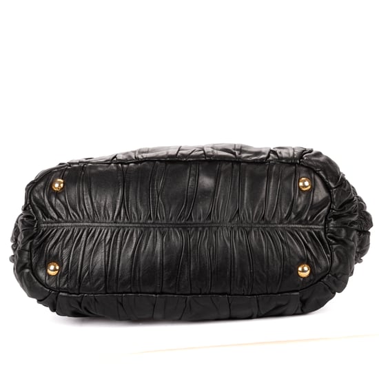 Medium Gaufre Tote Medium Schultertasche - Image 6