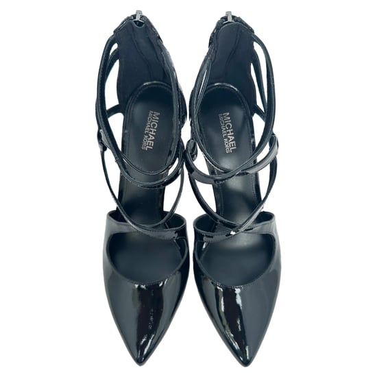 Michael Kors Catia Pumps mit Kreuzriemchen aus schwarzem Lackleder - Image 4