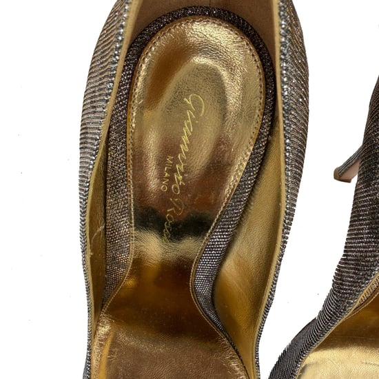 Gianvito Rossi Gianvito 105 spitze Pumps in goldmetallischem Glitzer - Image 6