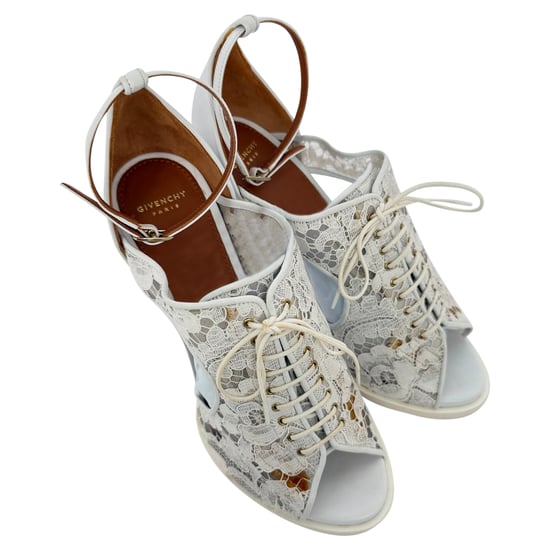 Givenchy Lochmuster High Heels in Weiß - Image 4