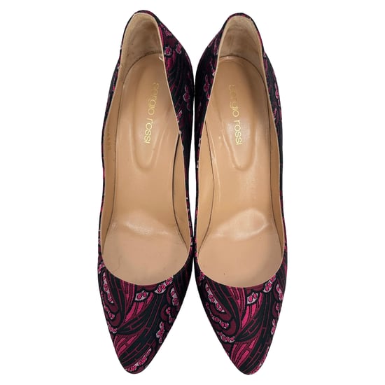 Sergio Rossi Pumps mit spitzem Zehenbereich aus schwarzem Canvas mit Blumenmuster - Image 4