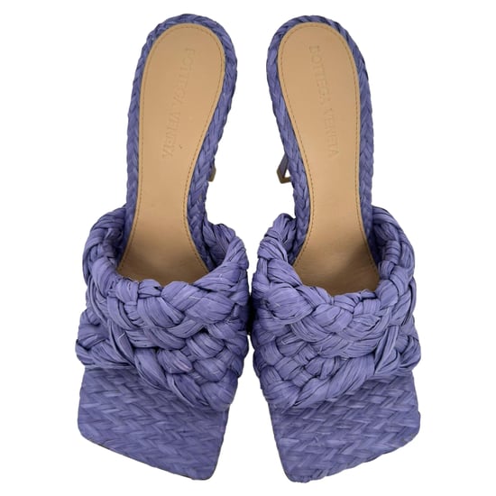 Bottega Veneta Intrecciato Webstuhl-Stiletto in lila Raphia - Image 4
