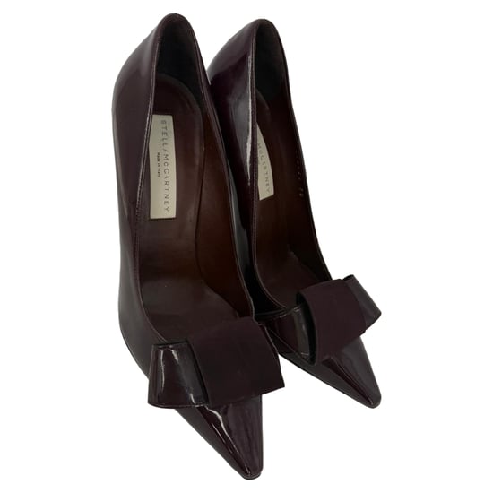 Stella McCartney Spitzenzehen-Stiletto aus burgunderrotem Lackleder - Image 6