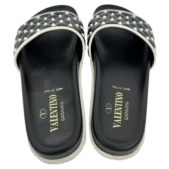 Valentino Garavani Rockstud-Sandalen aus schwarzem Leder - Image 6