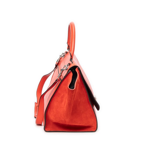 Medium Trapeze Schultertasche - Image 4
