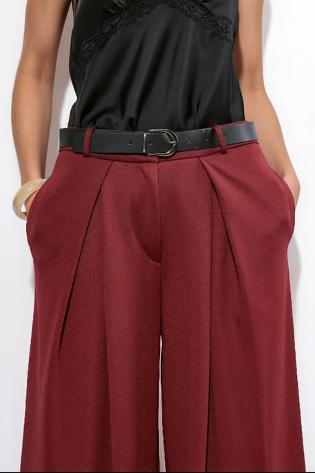 Hochtaillierte breite Crepe-Hose mit Gürtel - Image 4