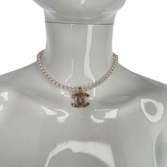 Chanel CC Verzierter Perlen-Halsreif in Gold Strass - Image 2