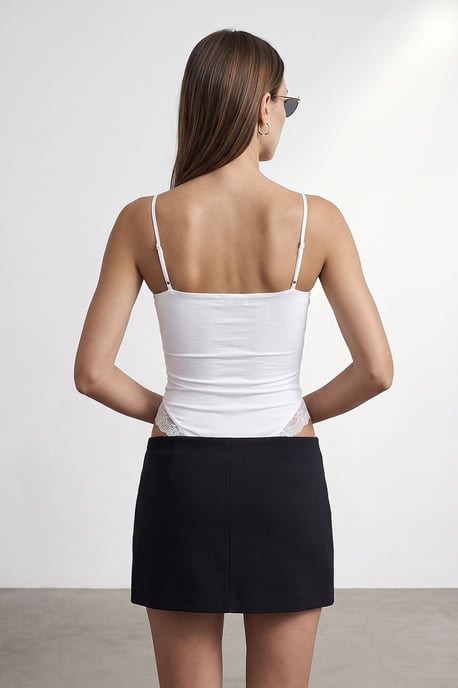 Spitzen Ärmellose Slim-Fit Body Bluse - Image 2