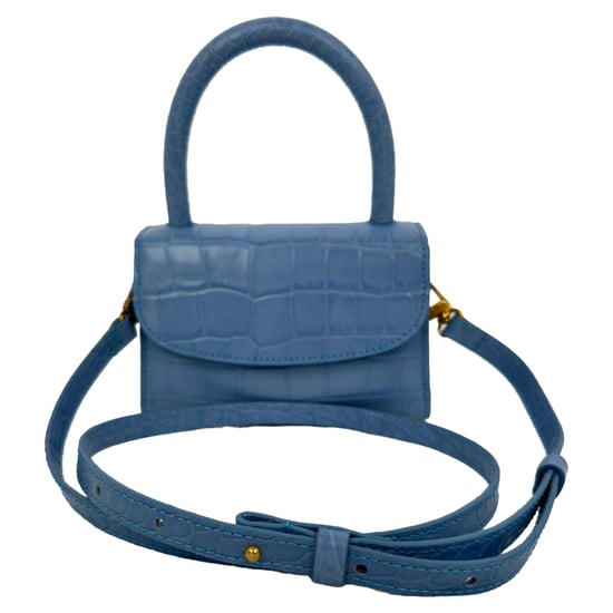Mini-Henkeltasche von By Far aus hellblauem Leder mit Krokodilprägung - Image 1