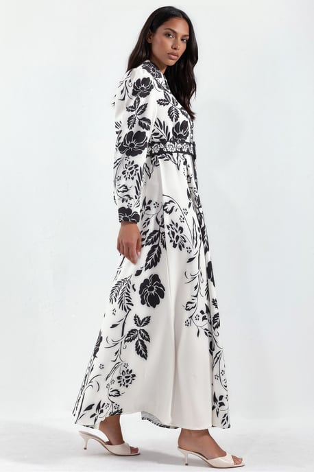 Blumiges Maxikleid mit Gürtel - Image 2