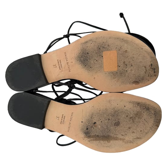 Magda Butrym Sandalen mit floraler Applikation aus schwarzem Leder - Image 5